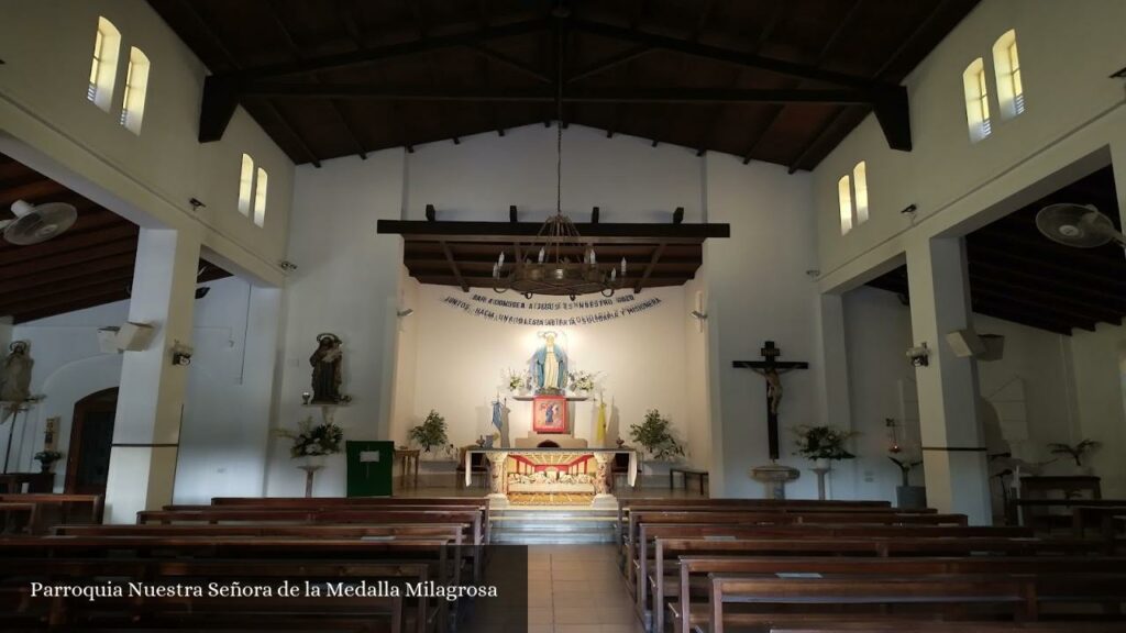 Parroquia Nuestra Señora de la Medalla Milagrosa - Adrogué (Provincia de Buenos Aires)