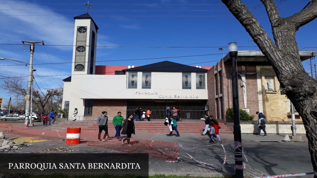 Parroquia Santa Bernardita - Guaymallén (Provincia de Mendoza)