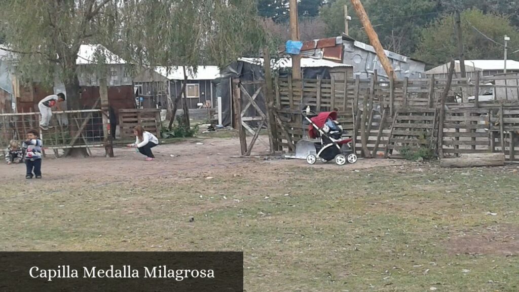 Capilla Medalla Milagrosa - Burzaco (Provincia de Buenos Aires)