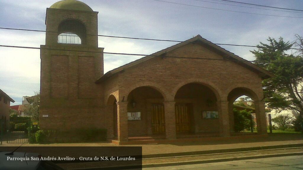 Parroquia San Andrés Avelino - Villa Adelina (Provincia de Buenos Aires)