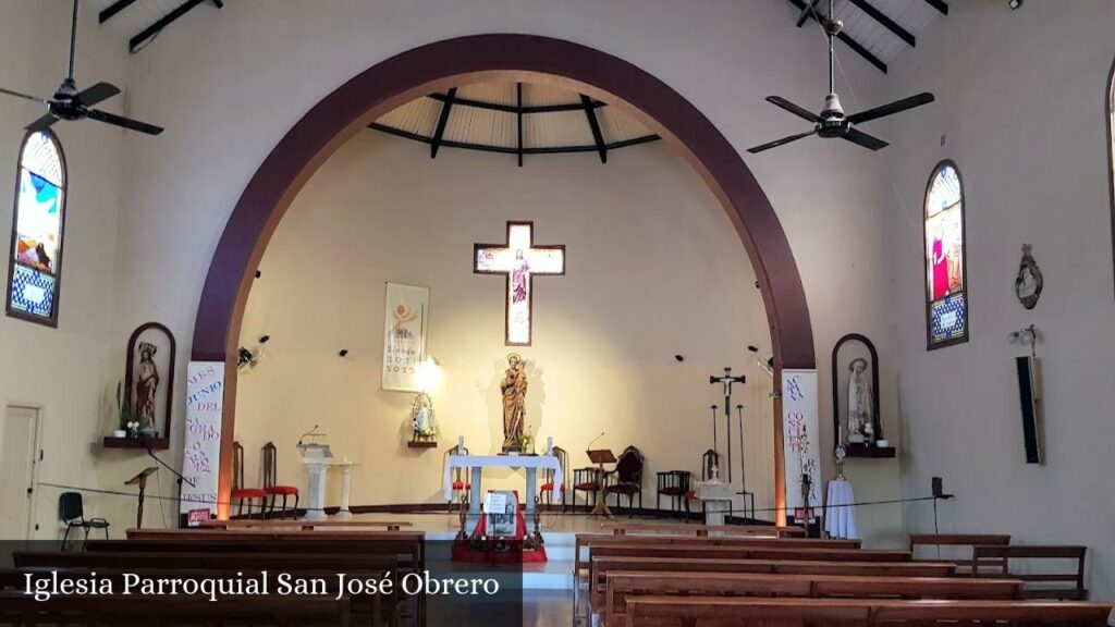 Iglesia Parroquial San José Obrero - Mercedes (Provincia de Buenos Aires)