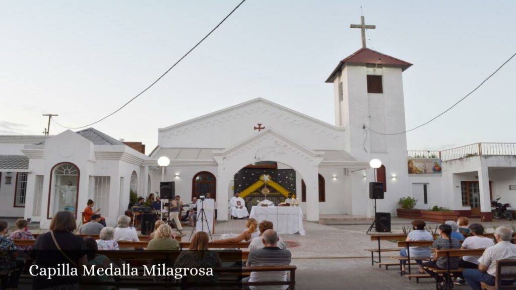Capilla Medalla Milagrosa - Junín (Provincia de Buenos Aires)