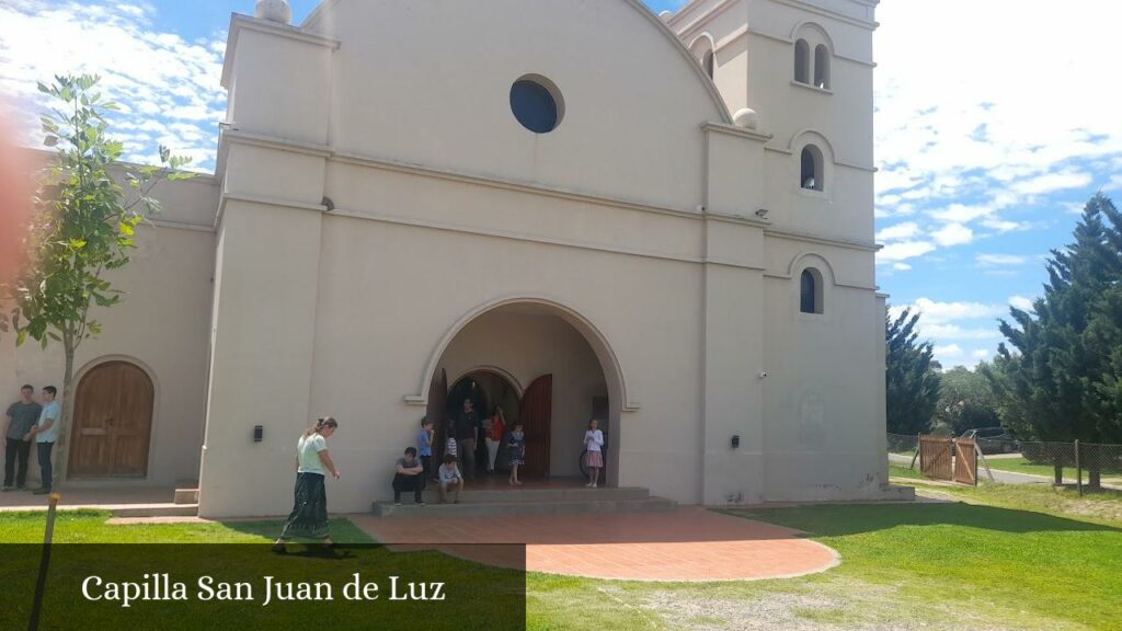 Capilla San Juan de Luz - Belén de Escobar (Provincia de Buenos Aires)