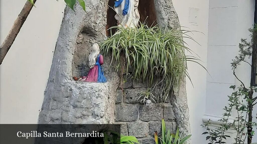 Capilla Santa Bernardita - Buenos Aires (Ciudad Autónoma de Buenos Aires)