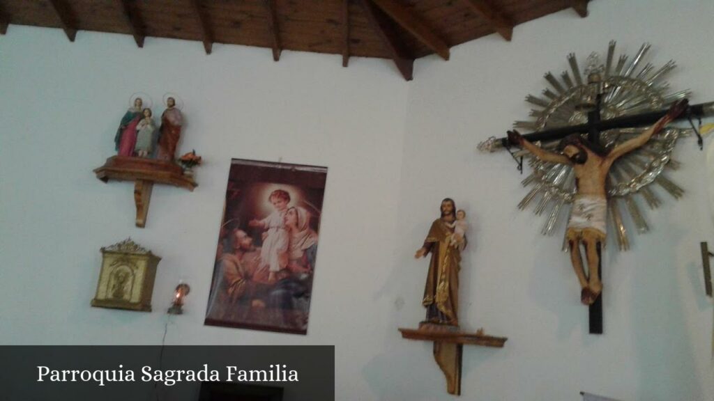 Parroquia Sagrada Familia - Luján (Provincia de Buenos Aires)
